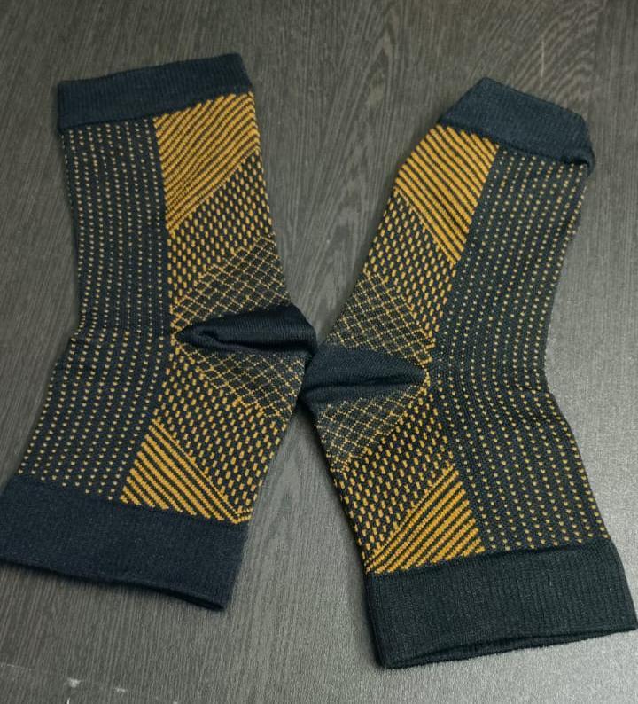 Swelling Arch Heel Socks yoga sport protect socks (Pack of 2 Pair)